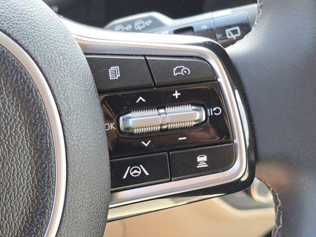 used 2025 Kia Sorento car, priced at $30,990