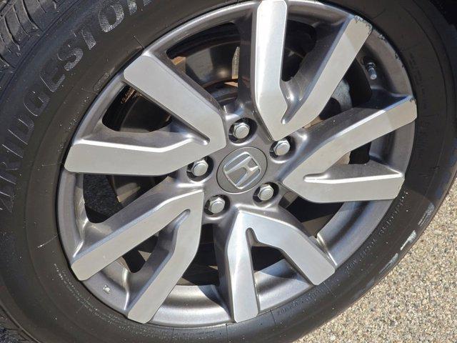 used 2022 Honda Pilot car, priced at $29,490