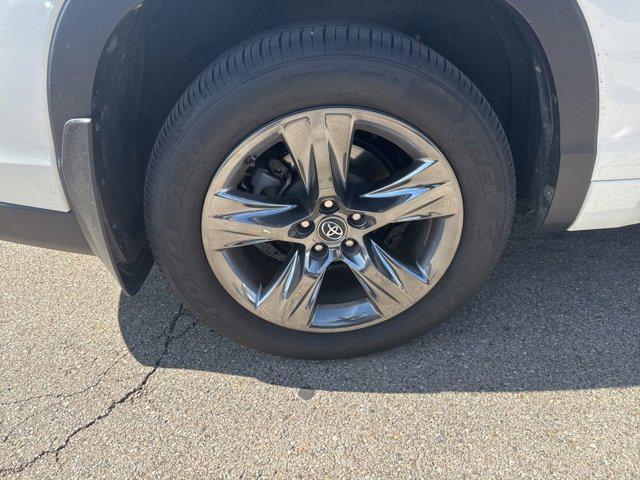 used 2018 Toyota Highlander car, priced at $24,990