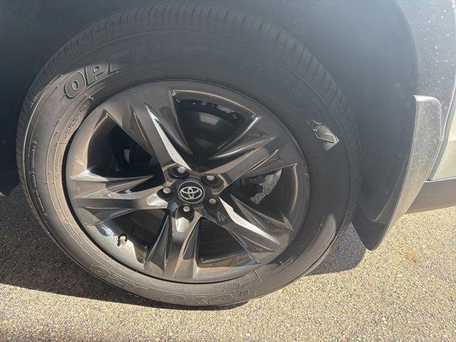used 2018 Toyota Highlander car, priced at $24,990