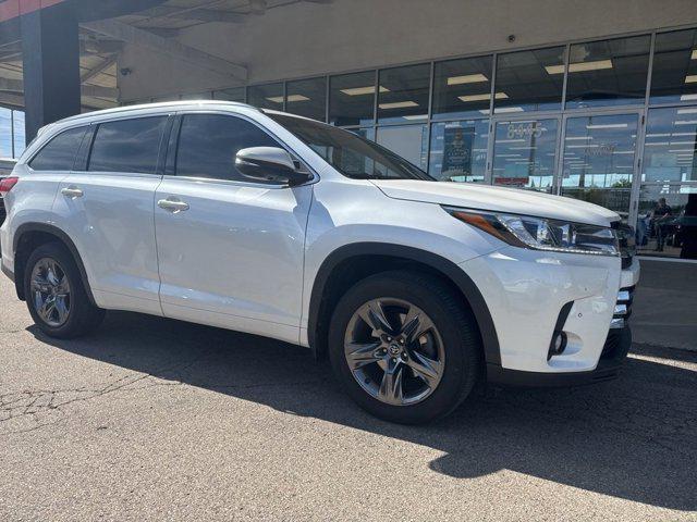 used 2018 Toyota Highlander car, priced at $24,990