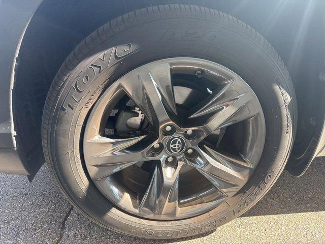 used 2018 Toyota Highlander car, priced at $24,990