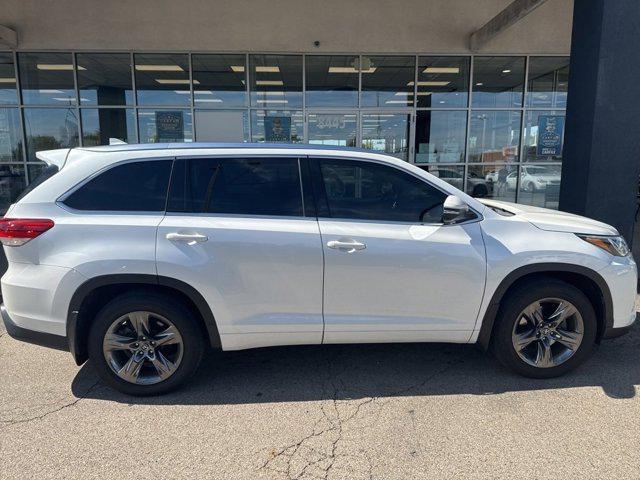 used 2018 Toyota Highlander car, priced at $24,990