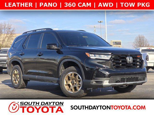 used 2025 Honda Pilot car, priced at $43,490