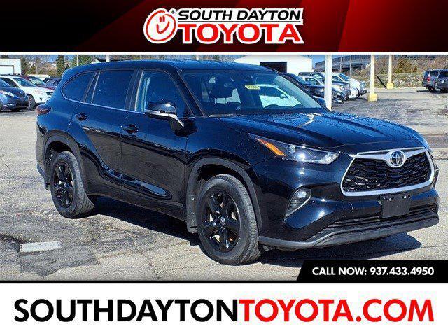 used 2024 Toyota Highlander car, priced at $33,990