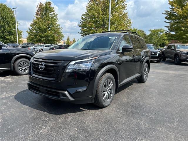 new 2024 Nissan Pathfinder car, priced at $37,370