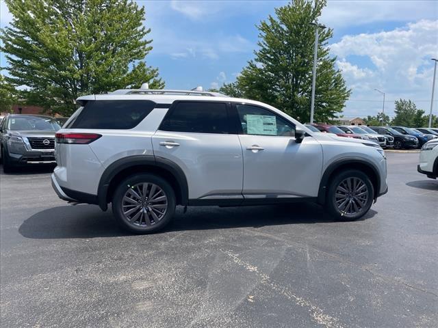 new 2024 Nissan Pathfinder car, priced at $48,015