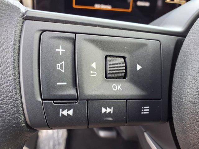 new 2025 Nissan Kicks car, priced at $26,958