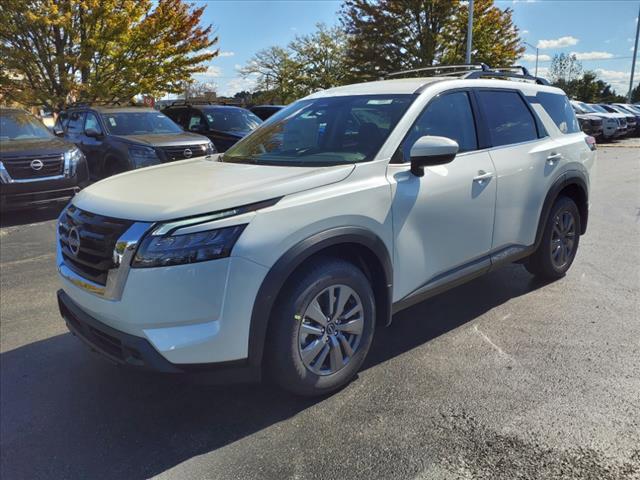 new 2024 Nissan Pathfinder car, priced at $37,325