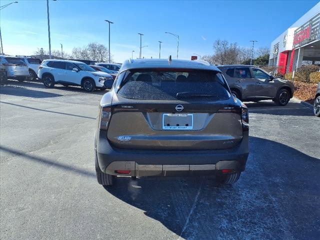 new 2025 Nissan Kicks car, priced at $27,760