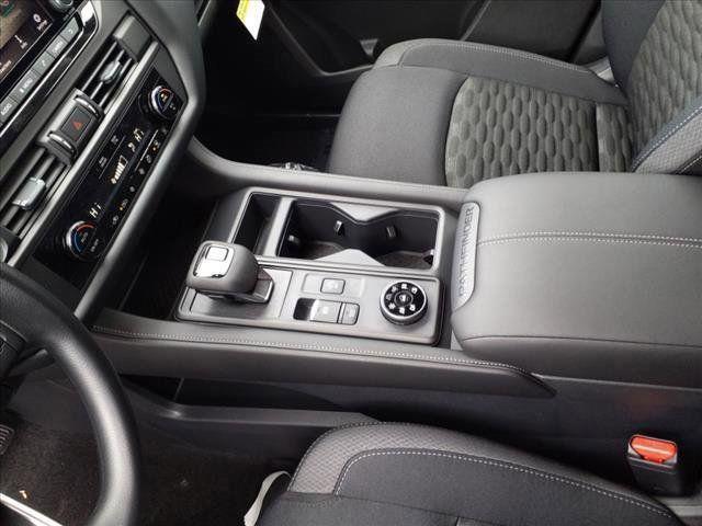 new 2025 Nissan Pathfinder car, priced at $32,434