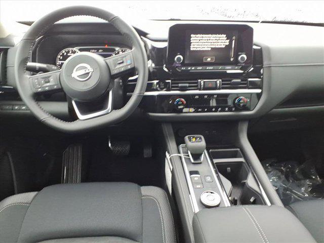 new 2025 Nissan Pathfinder car, priced at $35,205