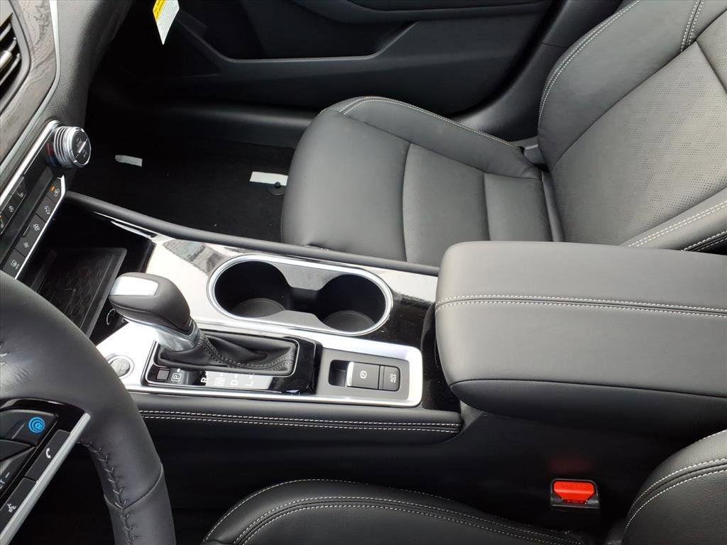 new 2025 Nissan Altima car, priced at $31,784