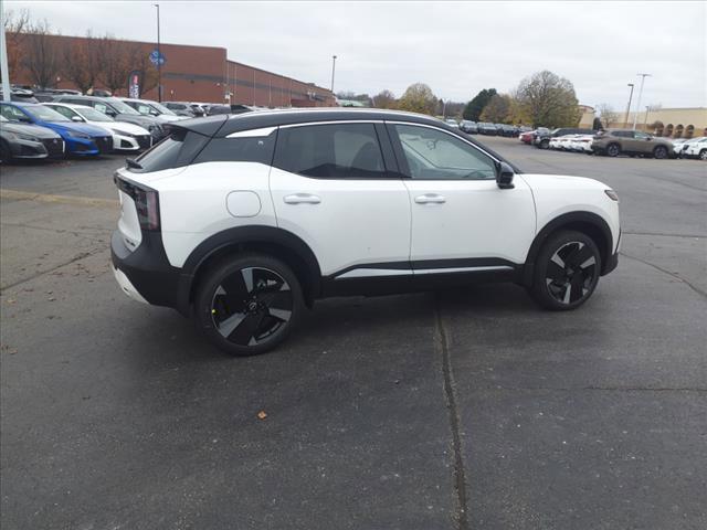 new 2025 Nissan Kicks car, priced at $31,095