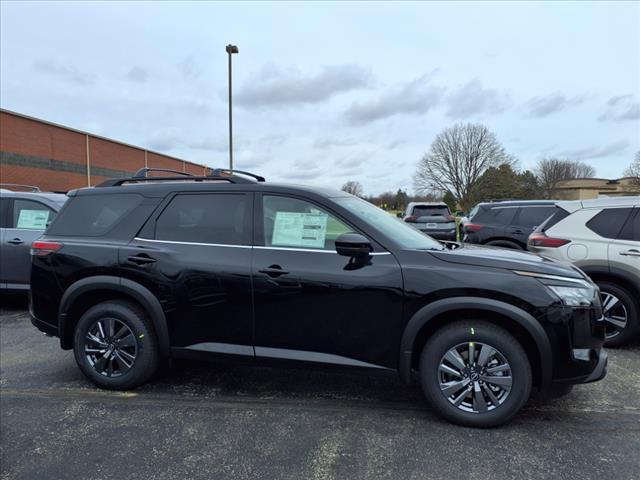 new 2025 Nissan Pathfinder car, priced at $42,570