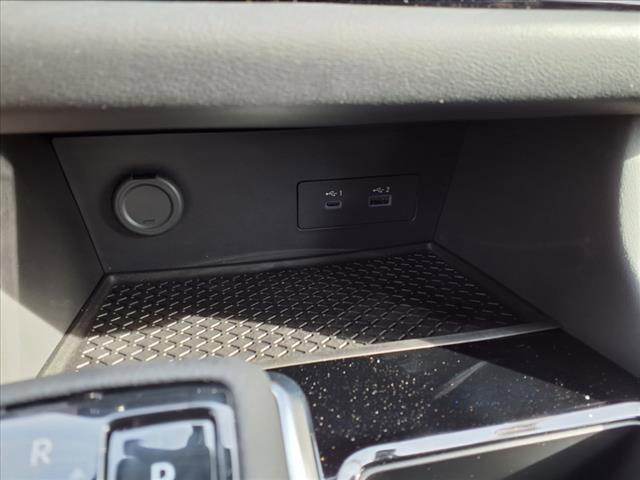 new 2025 Nissan Pathfinder car, priced at $41,960