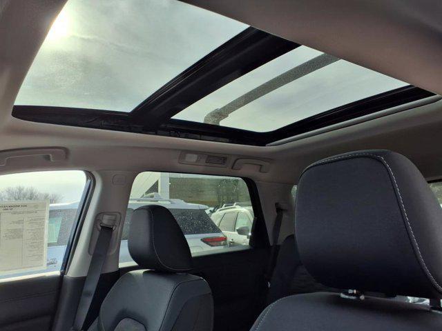 new 2025 Nissan Pathfinder car, priced at $41,910