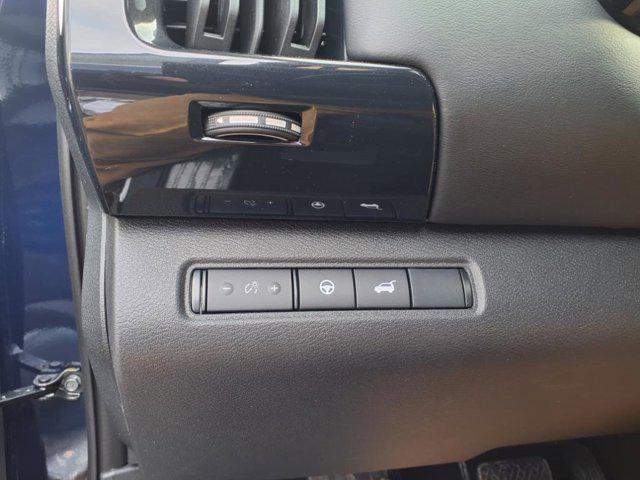 new 2025 Nissan Pathfinder car, priced at $41,910