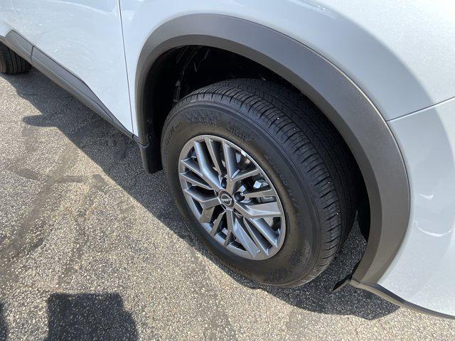 used 2025 Nissan Rogue car, priced at $26,295