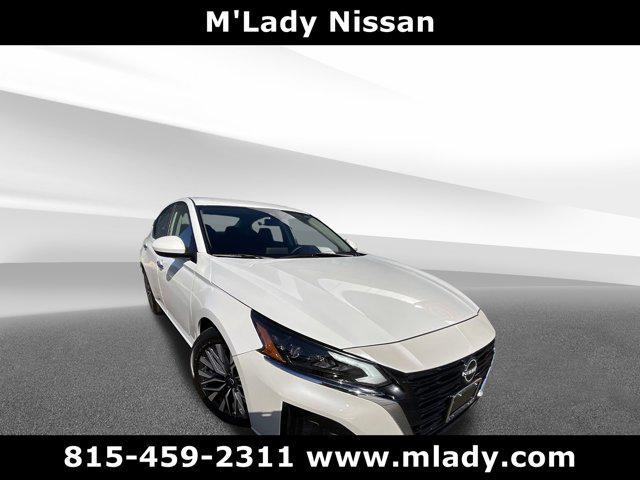 used 2023 Nissan Altima car, priced at $20,995