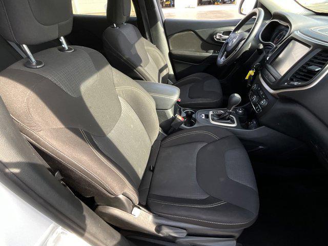 used 2016 Jeep Cherokee car, priced at $12,995