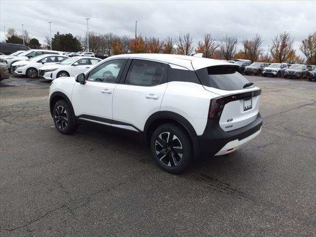 new 2025 Nissan Kicks car, priced at $28,375