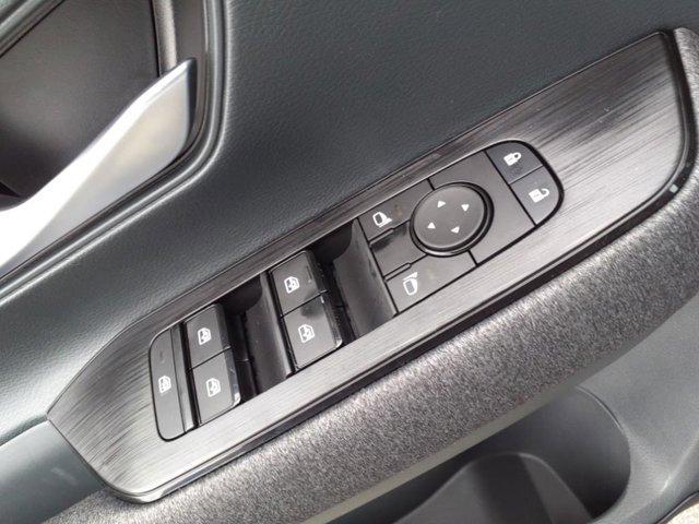 new 2025 Nissan Kicks car, priced at $25,375