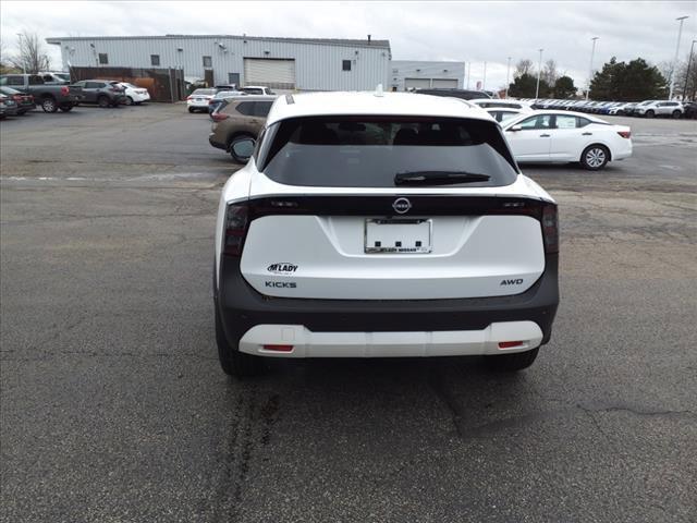 new 2025 Nissan Kicks car, priced at $28,375