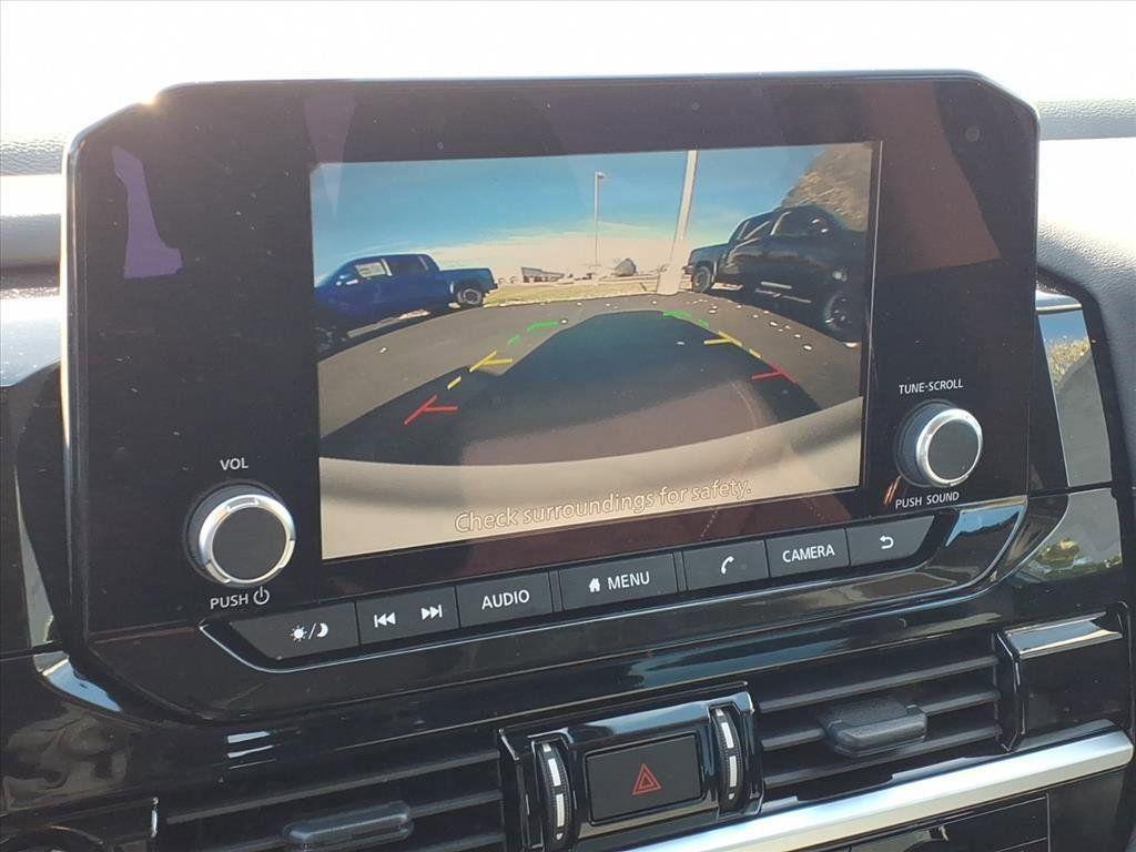 new 2025 Nissan Pathfinder car, priced at $34,205