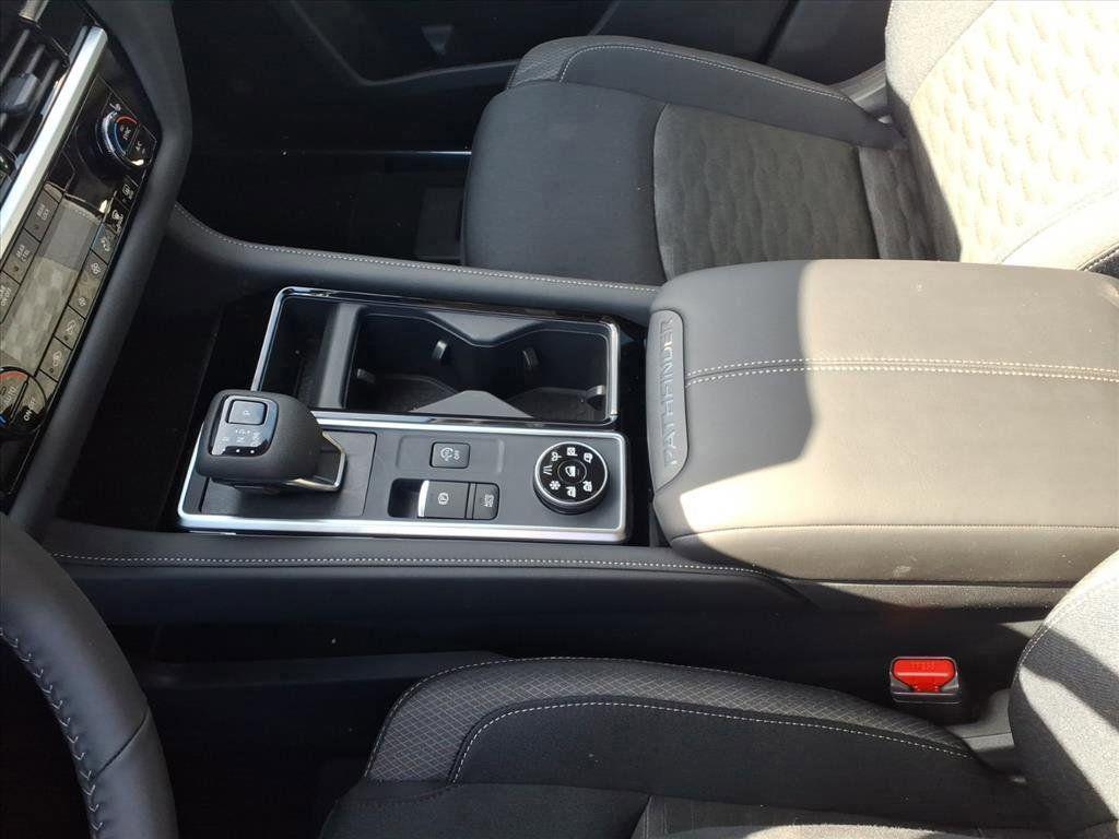 new 2025 Nissan Pathfinder car, priced at $34,205