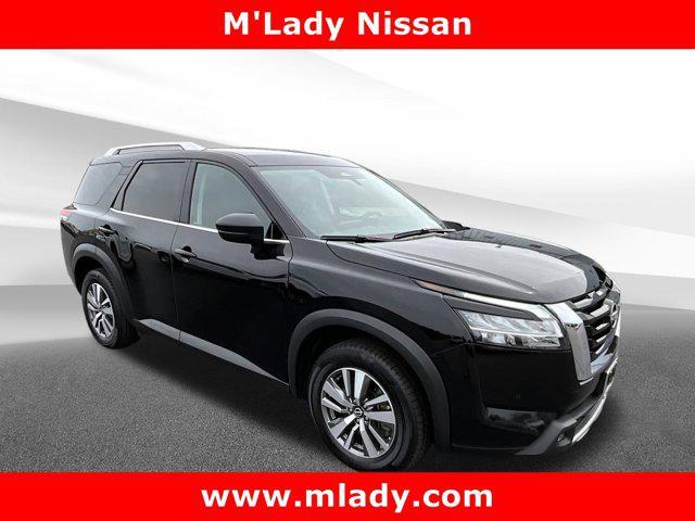 used 2022 Nissan Pathfinder car, priced at $28,995