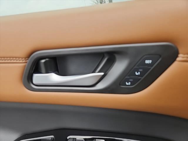 new 2025 Nissan Pathfinder car, priced at $49,102