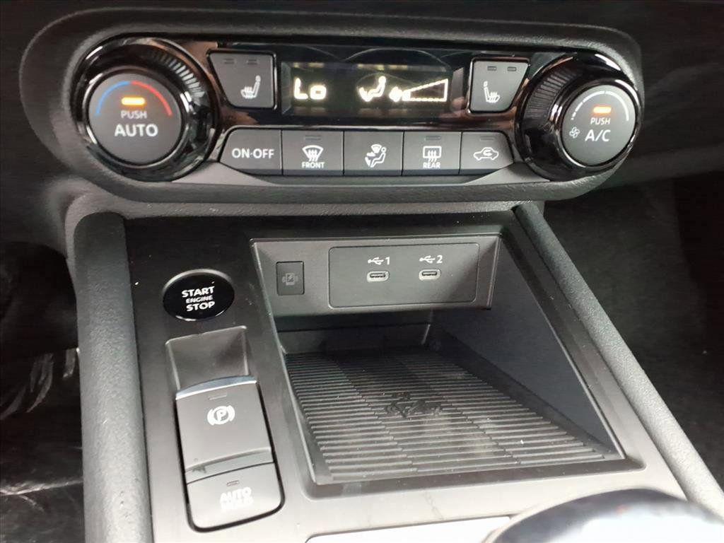 new 2026 Nissan Kicks car, priced at $26,157