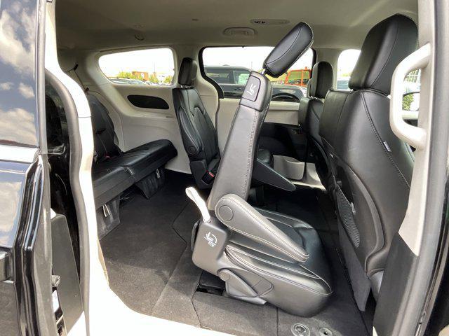 used 2024 Chrysler Pacifica car, priced at $35,995