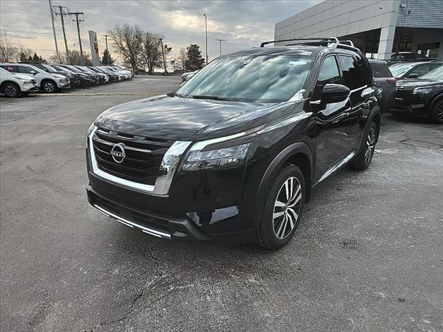 new 2025 Nissan Pathfinder car, priced at $52,397