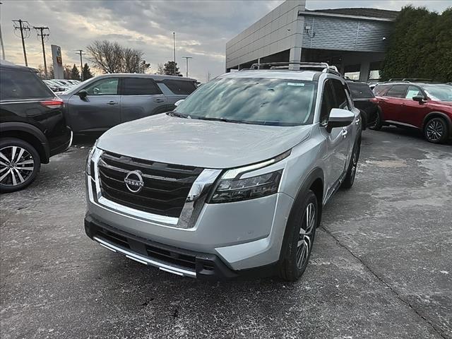 new 2025 Nissan Pathfinder car, priced at $52,397