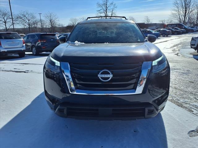 new 2025 Nissan Pathfinder car, priced at $41,637