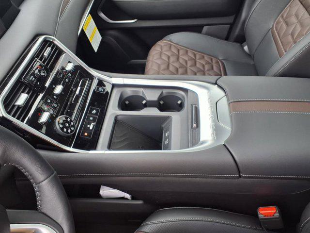new 2025 Nissan Armada car, priced at $77,580