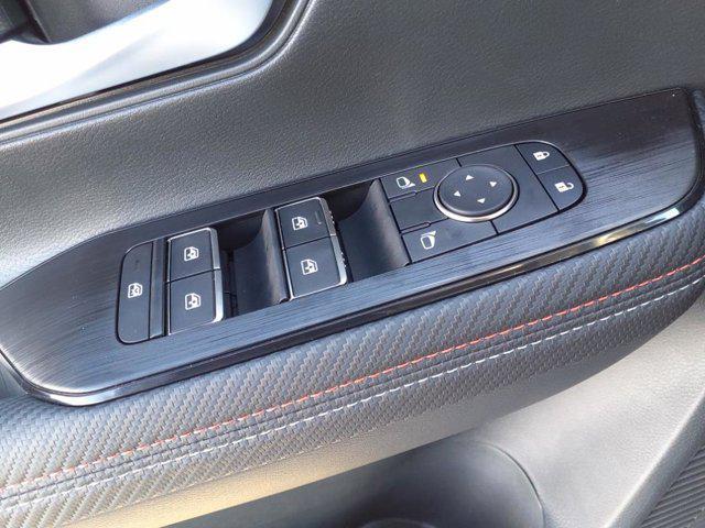 new 2025 Nissan Kicks car, priced at $27,040