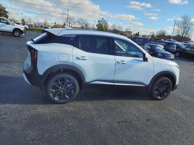 new 2025 Nissan Kicks car, priced at $30,040