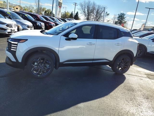 new 2025 Nissan Kicks car, priced at $29,640