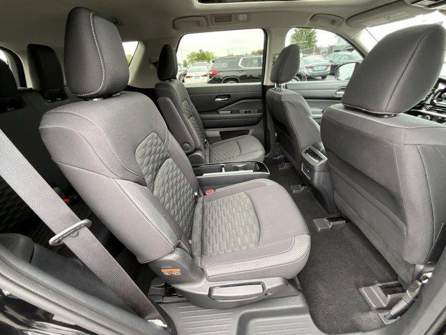 used 2022 Nissan Pathfinder car, priced at $27,995