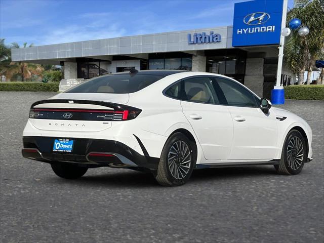 new 2025 Hyundai Sonata Hybrid car, priced at $39,130