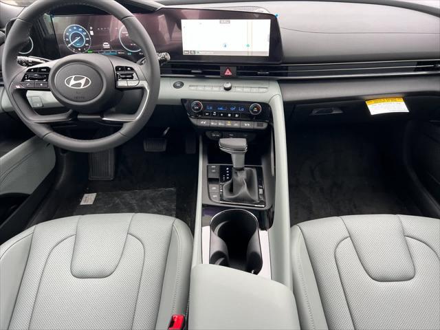 new 2025 Hyundai Elantra car, priced at $28,560