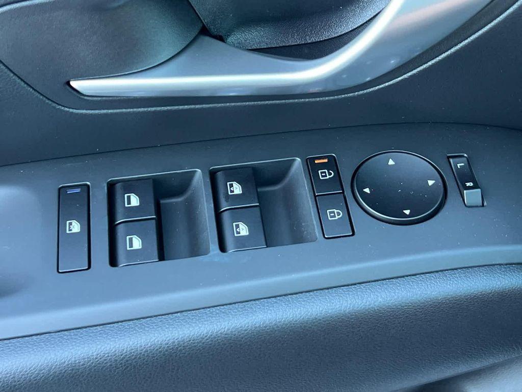 new 2025 Hyundai TUCSON Hybrid car, priced at $33,520