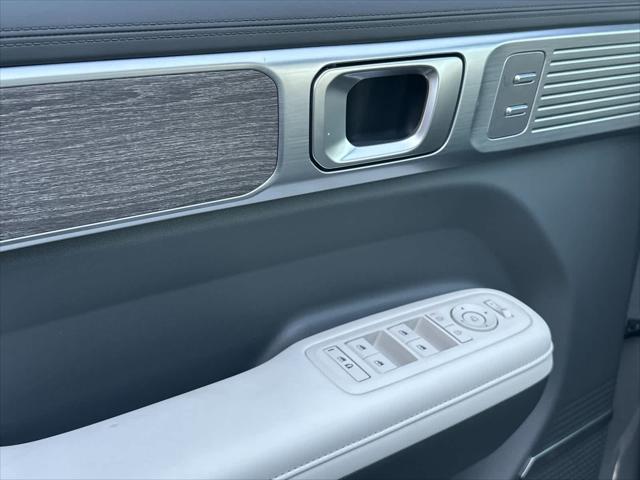 new 2025 Hyundai SANTA FE HEV car, priced at $44,564