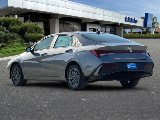 new 2025 Hyundai Elantra HEV car, priced at $26,005