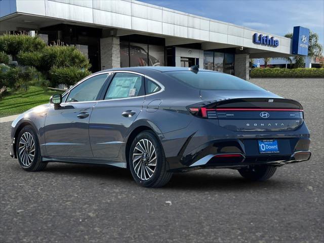 new 2025 Hyundai Sonata Hybrid car, priced at $28,690