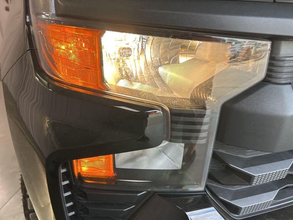 used 2024 Chevrolet Silverado 1500 car, priced at $42,888