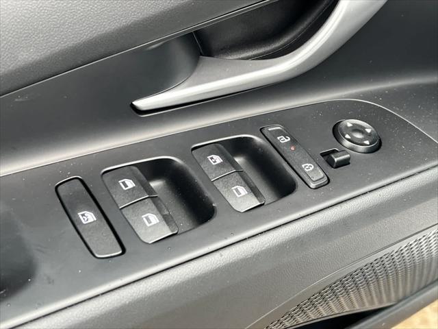 new 2025 Hyundai ELANTRA HEV car, priced at $24,725